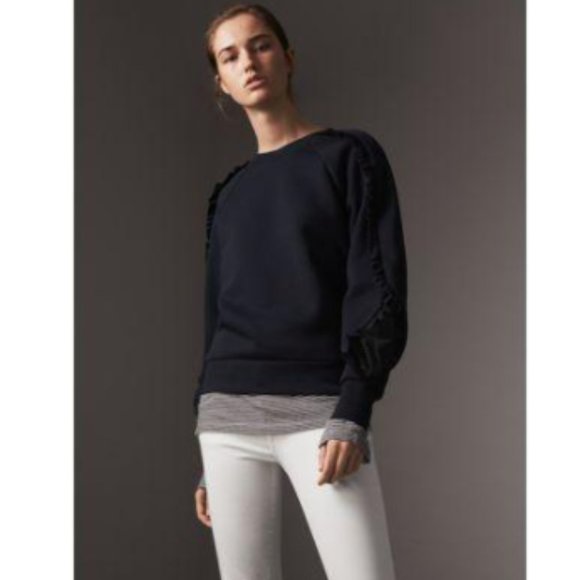 burberry navy sweatshirt